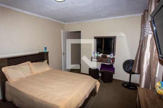 Suíte de casa para alugar com 3 quartos, 200m² em Centro, Diadema