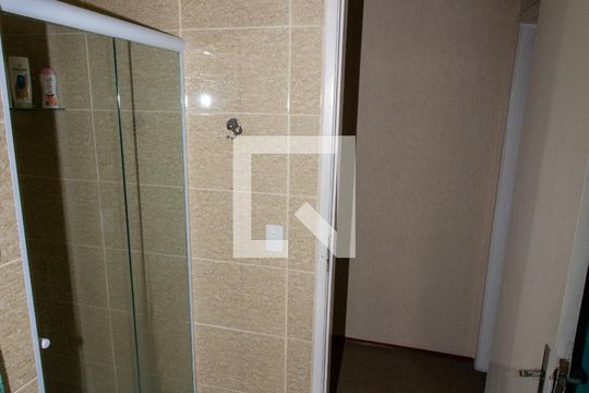 Banheiro 1 de casa para alugar com 3 quartos, 200m² em Centro, Diadema