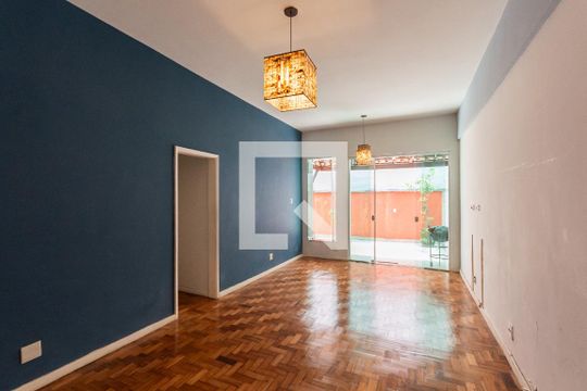 Sala de apartamento à venda com 2 quartos, 120m² em Grajaú, Rio de Janeiro