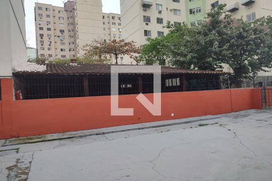 Área comum - Churrasqueira de apartamento para alugar com 2 quartos, 53m² em Camorim, Rio de Janeiro
