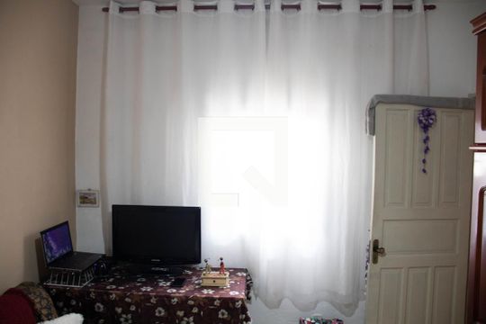 Quarto 2 de casa à venda com 3 quartos, 200m² em Jardim Sao Pedro, São Paulo