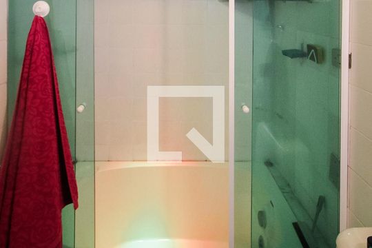 Banheiro Suíte de apartamento à venda com 1 quarto, 54m² em  Aclimação, São Paulo