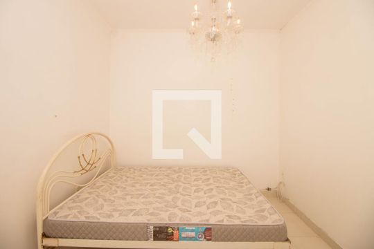 Quarto de apartamento à venda com 1 quarto, 59m² em Chácara das Pedras, Porto Alegre