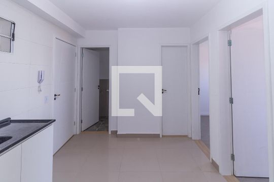 Sala e Cozinha de apartamento à venda com 2 quartos, 30m² em Vila Bela, São Paulo