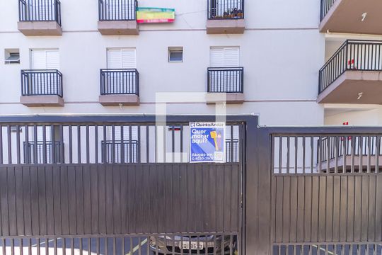 Plaquinha de apartamento à venda com 2 quartos, 30m² em Vila Bela, São Paulo