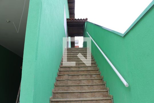 Escada de casa à venda com 3 quartos, 137m² em Parque Continental, Guarulhos