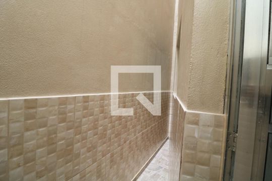Área externa de casa para alugar com 2 quartos, 90m² em Parque Colonial, São Paulo