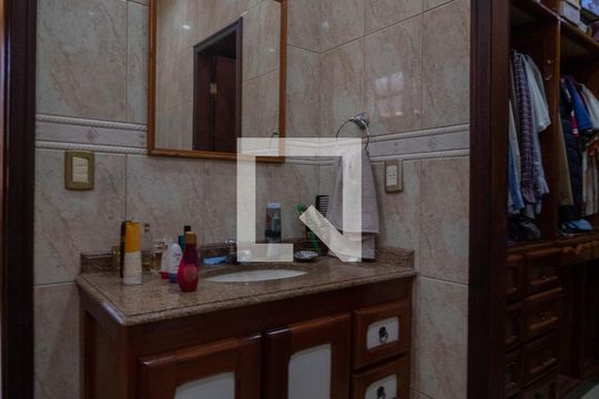 Banheiro da Suíte de casa à venda com 6 quartos, 450m² em Pechincha, Rio de Janeiro