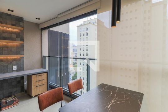 Varanda de kitnet/studio para alugar com 1 quarto, 29m² em Campo Belo, São Paulo