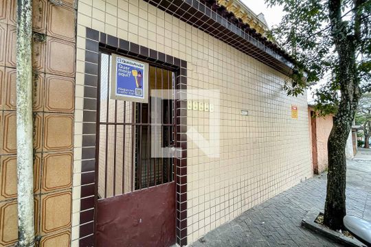 Fachada de casa para alugar com 1 quarto, 40m² em Sítio do Mandaqui, São Paulo