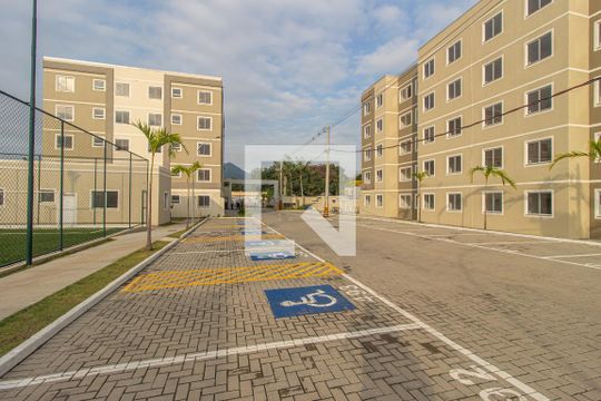 Área comum de apartamento para alugar com 2 quartos, 45m² em Guaratiba, Rio de Janeiro