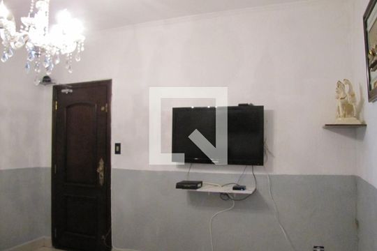 Sala de casa à venda com 4 quartos, 200m² em Jardim Danfer, São Paulo