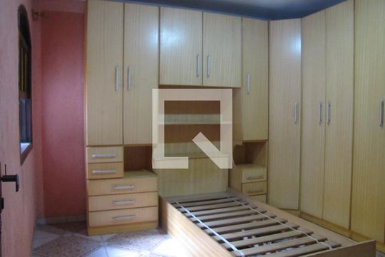 Quarto 1 de casa à venda com 4 quartos, 200m² em Jardim Danfer, São Paulo