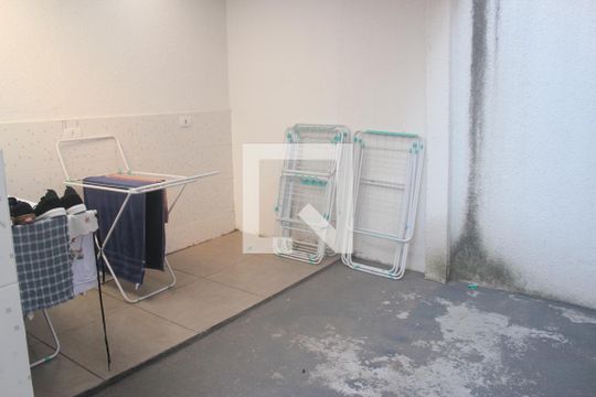 Lavanderia de kitnet/studio para alugar com 1 quarto, 18m² em Parque Alves de Lima, São Paulo