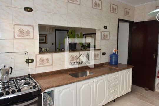Cozinha de casa à venda com 3 quartos, 265m² em Campininha, São Paulo