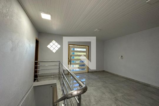 Sala 2 de casa à venda com 3 quartos, 300m² em Vicentina, São Leopoldo