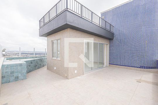 Cobertura / Piscina de apartamento para alugar com 3 quartos, 193m² em Ouro Preto, Belo Horizonte