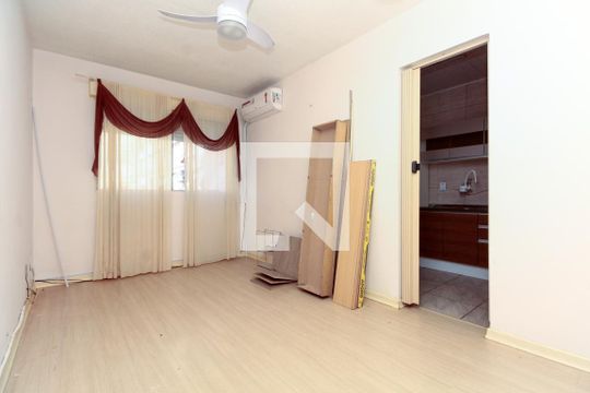 Apartamento para alugar com 2 quartos, 45m² em Santo Antônio, Porto Alegre