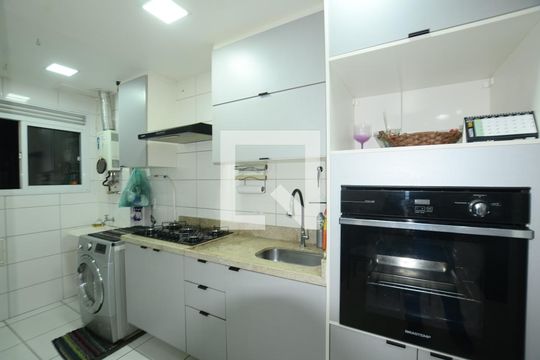 Cozinha de apartamento à venda com 2 quartos, 45m² em Irajá, Rio de Janeiro