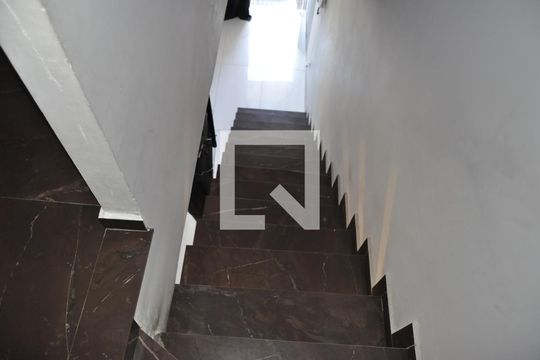 Escadas de apartamento à venda com 2 quartos, 144m² em Tanque, Rio de Janeiro