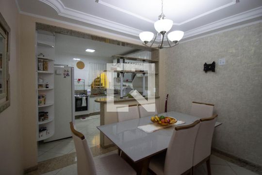 Cozinha de casa para alugar com 2 quartos, 249m² em Vila Regina ( Zona Leste), São Paulo