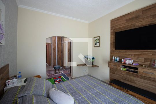 Quarto 1 de casa para alugar com 2 quartos, 249m² em Vila Regina ( Zona Leste), São Paulo