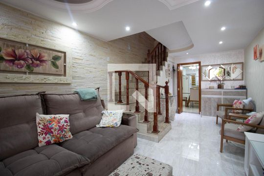 Casa para alugar com 2 quartos, 249m² em Vila Regina ( Zona Leste), São Paulo