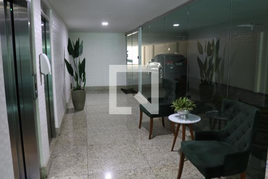 Área comum - Hall de Entrada de apartamento para alugar com 3 quartos, 109m² em Setor Central, Goiânia