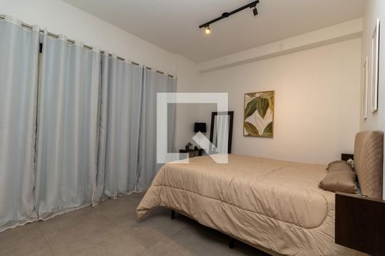 Quarto de kitnet/studio para alugar com 1 quarto, 36m² em Pinheiros, São Paulo