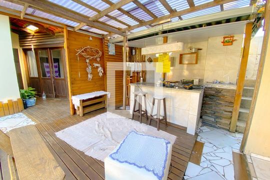 Sala de apartamento para alugar com 4 quartos, 110m² em Cachoeira do Bom Jesus, Florianópolis