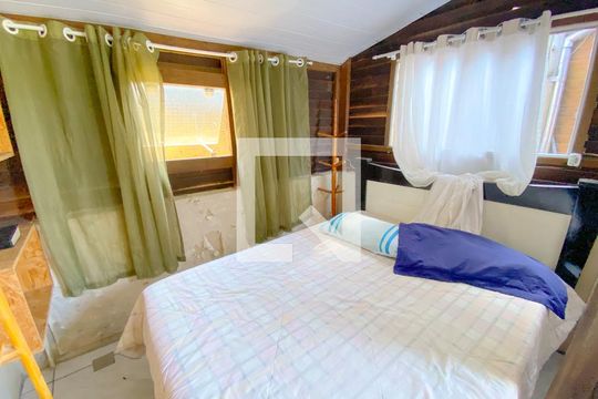 Quarto 1 de apartamento para alugar com 4 quartos, 110m² em Cachoeira do Bom Jesus, Florianópolis