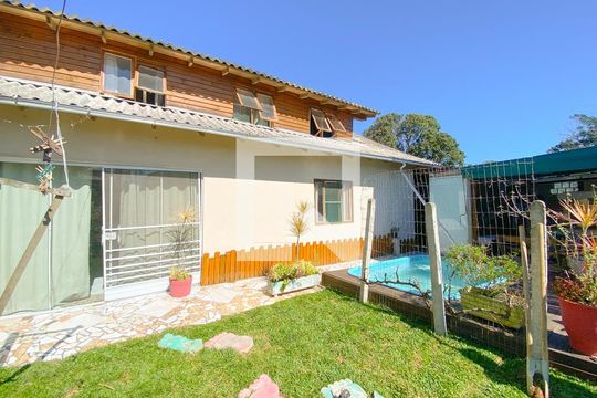 Piscina de apartamento para alugar com 4 quartos, 110m² em Cachoeira do Bom Jesus, Florianópolis