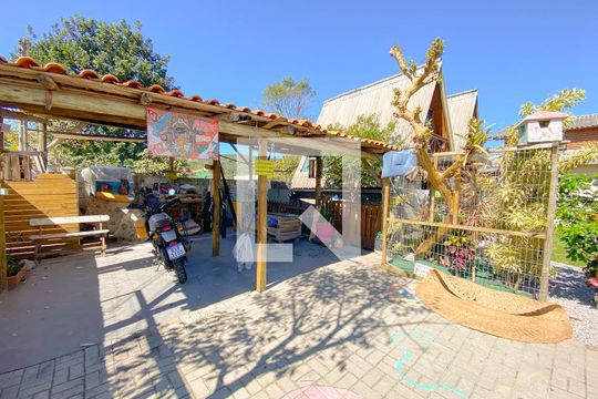 Garagem de apartamento para alugar com 4 quartos, 110m² em Cachoeira do Bom Jesus, Florianópolis