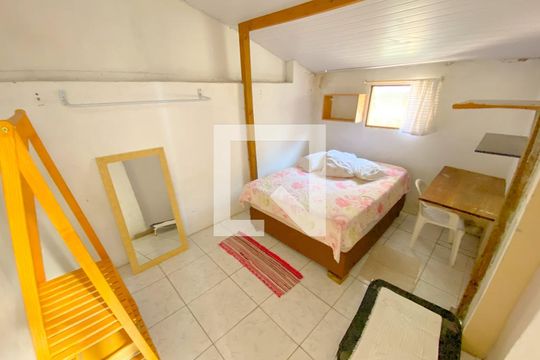 Quarto 2 de apartamento para alugar com 4 quartos, 110m² em Cachoeira do Bom Jesus, Florianópolis