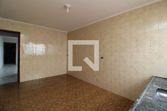 Cozinha de casa para alugar com 1 quarto, 79m² em Jardim Maringa, São Paulo