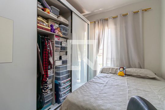 Suite de apartamento à venda com 2 quartos, 43m² em Jardim do Estádio, Santo André