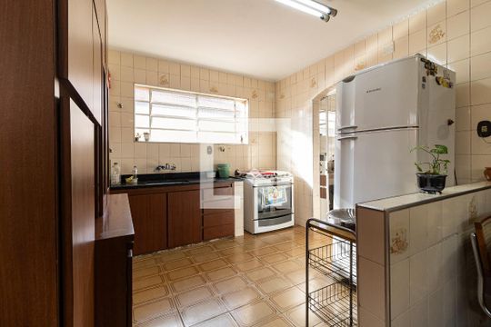 Cozinha de casa à venda com 4 quartos, 480m² em Vila Conde do Pinhal, São Paulo