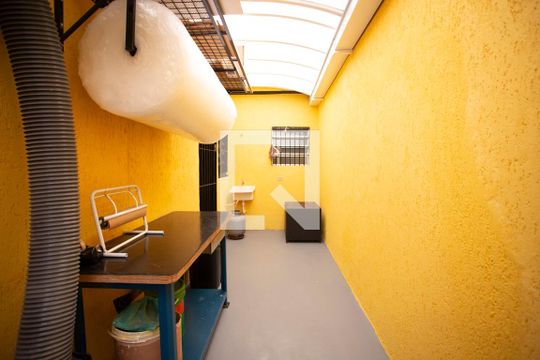 Área de Serviço de casa à venda com 2 quartos, 162m² em Saúde, São Paulo