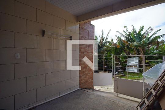 Garagem de casa para alugar com 1 quarto, 50m² em Saco dos Limões, Florianópolis
