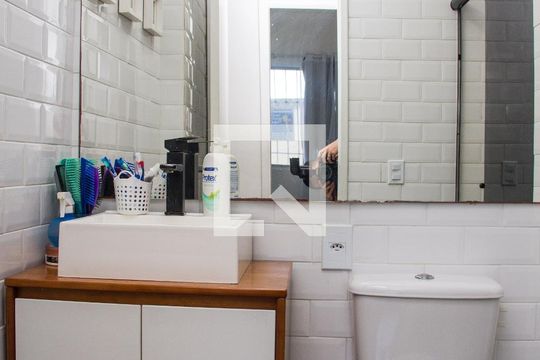 Banheiro Social de apartamento à venda com 2 quartos, 66m² em Engenho Novo, Rio de Janeiro