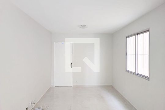 Sala  de apartamento para alugar com 2 quartos, 62m² em Vila Leonor, Guarulhos