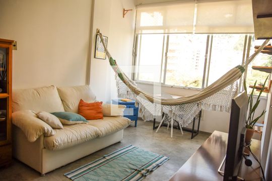 Apartamento para alugar com 1 quarto, 42m² em Copacabana, Rio de Janeiro