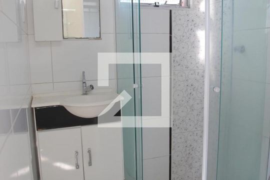 Banheiro 1 de casa à venda com 3 quartos, 135m² em Quitaúna, Osasco
