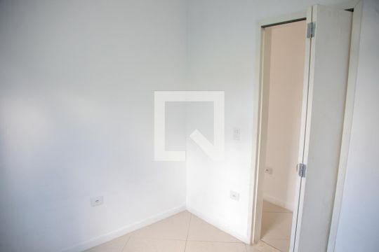 Quarto 2 de casa à venda com 3 quartos, 135m² em Quitaúna, Osasco