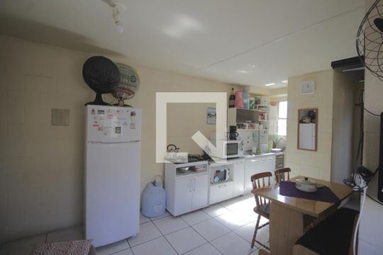 Sala/Cozinha de apartamento à venda com 2 quartos, 42m² em Olaria, Canoas