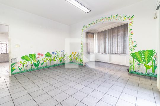 Sala 1 de casa à venda com 4 quartos, 304m² em Liberdade, São Paulo