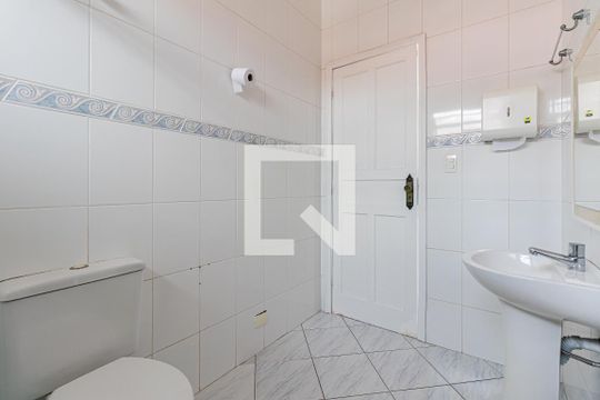 Banheiro de casa para alugar com 2 quartos, 100m² em Chácara Santo Antônio (zona Leste), São Paulo