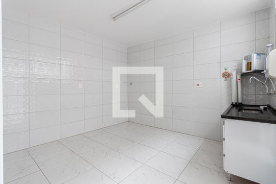 Cozinha de casa para alugar com 2 quartos, 100m² em Chácara Santo Antônio (zona Leste), São Paulo