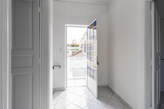 Corredor de casa para alugar com 2 quartos, 100m² em Chácara Santo Antônio (zona Leste), São Paulo