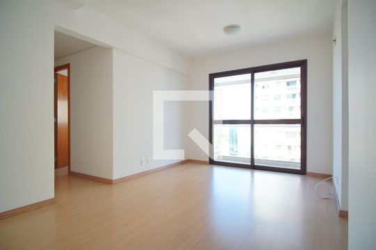 Apartamento à venda com 3 quartos, 81m² em Santa Maria Goretti, Porto Alegre